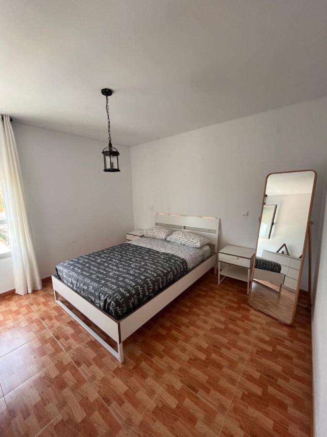 Apartamento Jerez Sur - Con Piscina Y Garaje Apartment เฮเรซ เด ลาฟรอนเตรา ภายนอก รูปภาพ